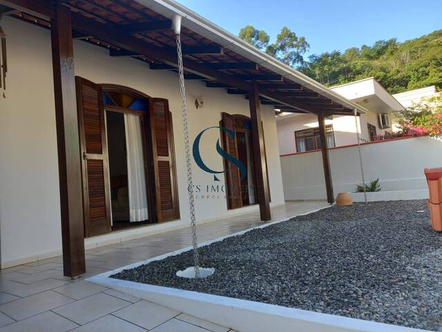 #1408 - Casa para Venda em Itajaí - SC - 1